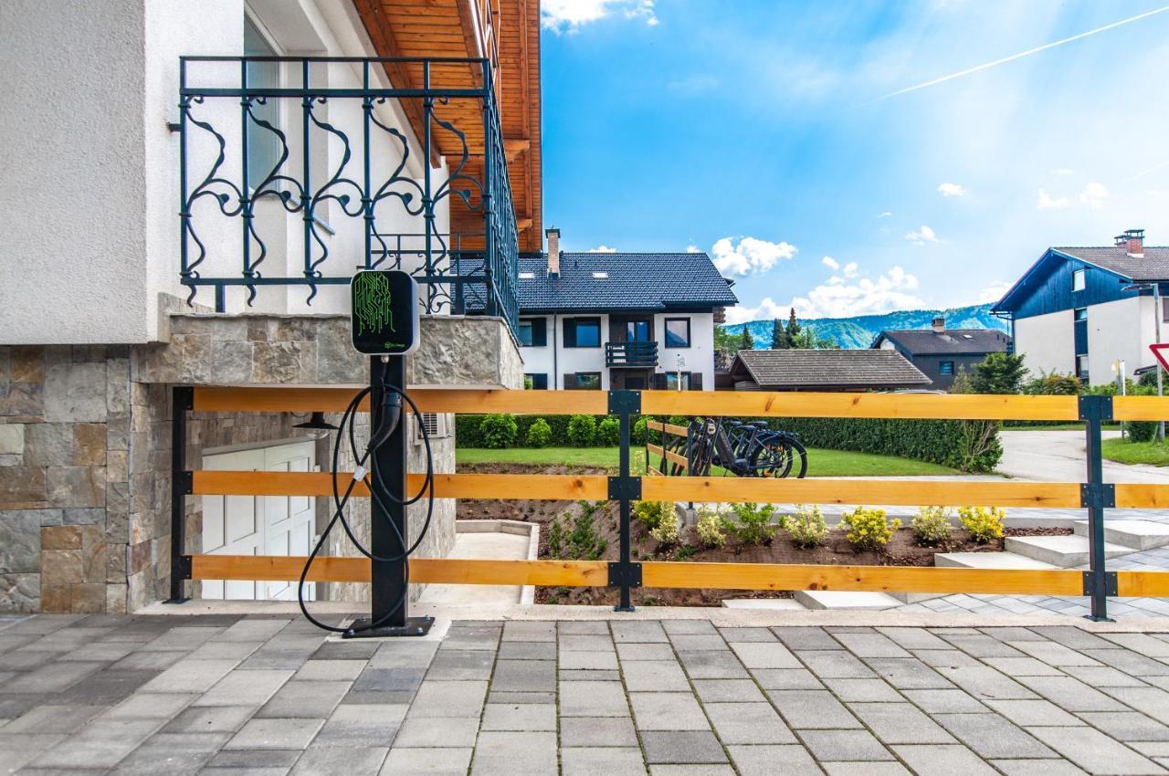 Apartments Ursus Bled Exterior photo